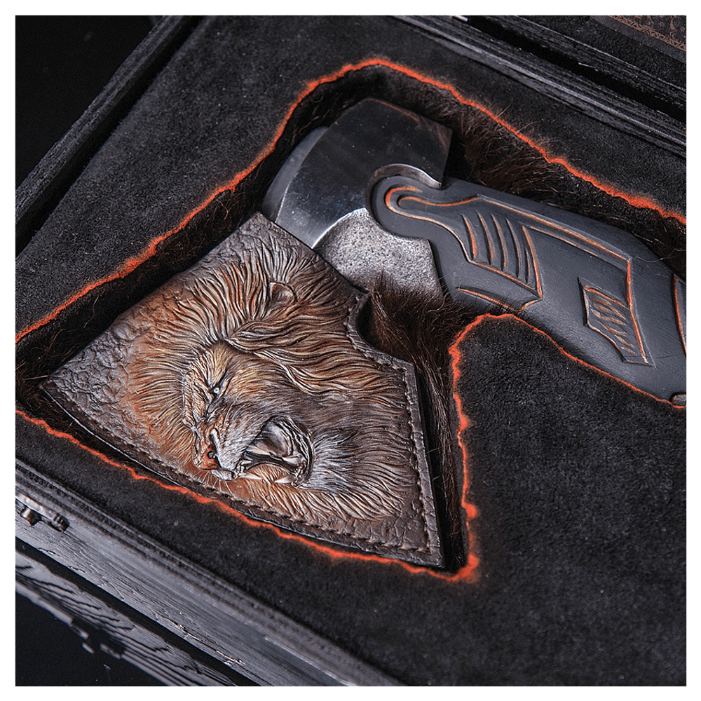 Топор «Лев»