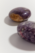 Лепидолит палмстоун