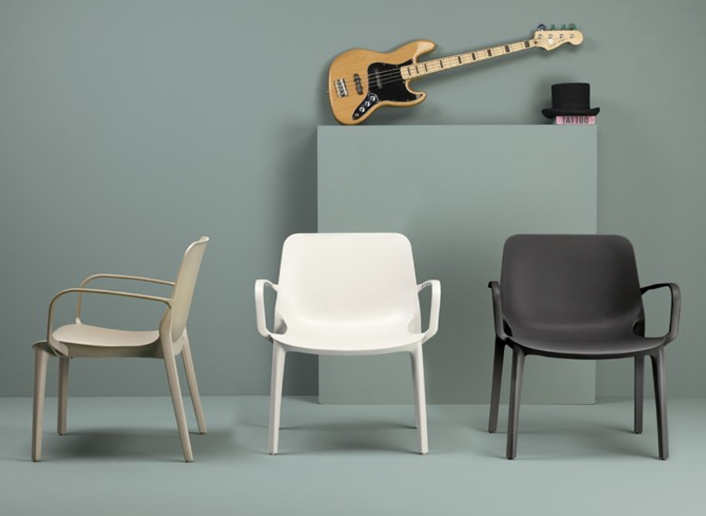 Кресло пластиковое Scab Design Ginevra Lounge, антрацит
