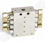 SSV8 - Питатель для прогрессивных систем смазки с рабочим давлением 300 бар, количество выходов 8, максимальная доза 0,2 мл/цикл, без реле