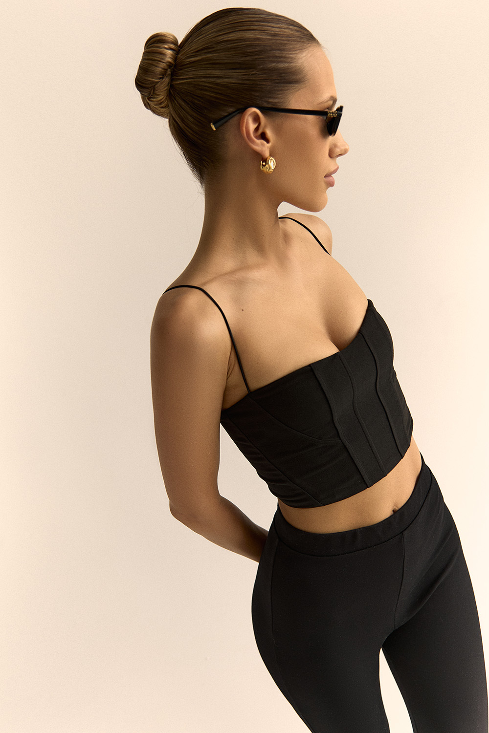 Топ на тонких бретелях BASIC Чёрный