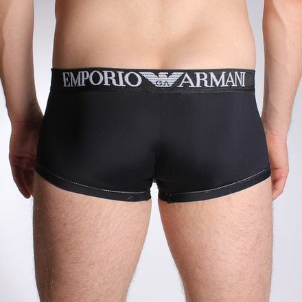 Мужские трусы хипсы черные с черной резинкой и белой надписью Emporio Armani Basic Intimates Trunks