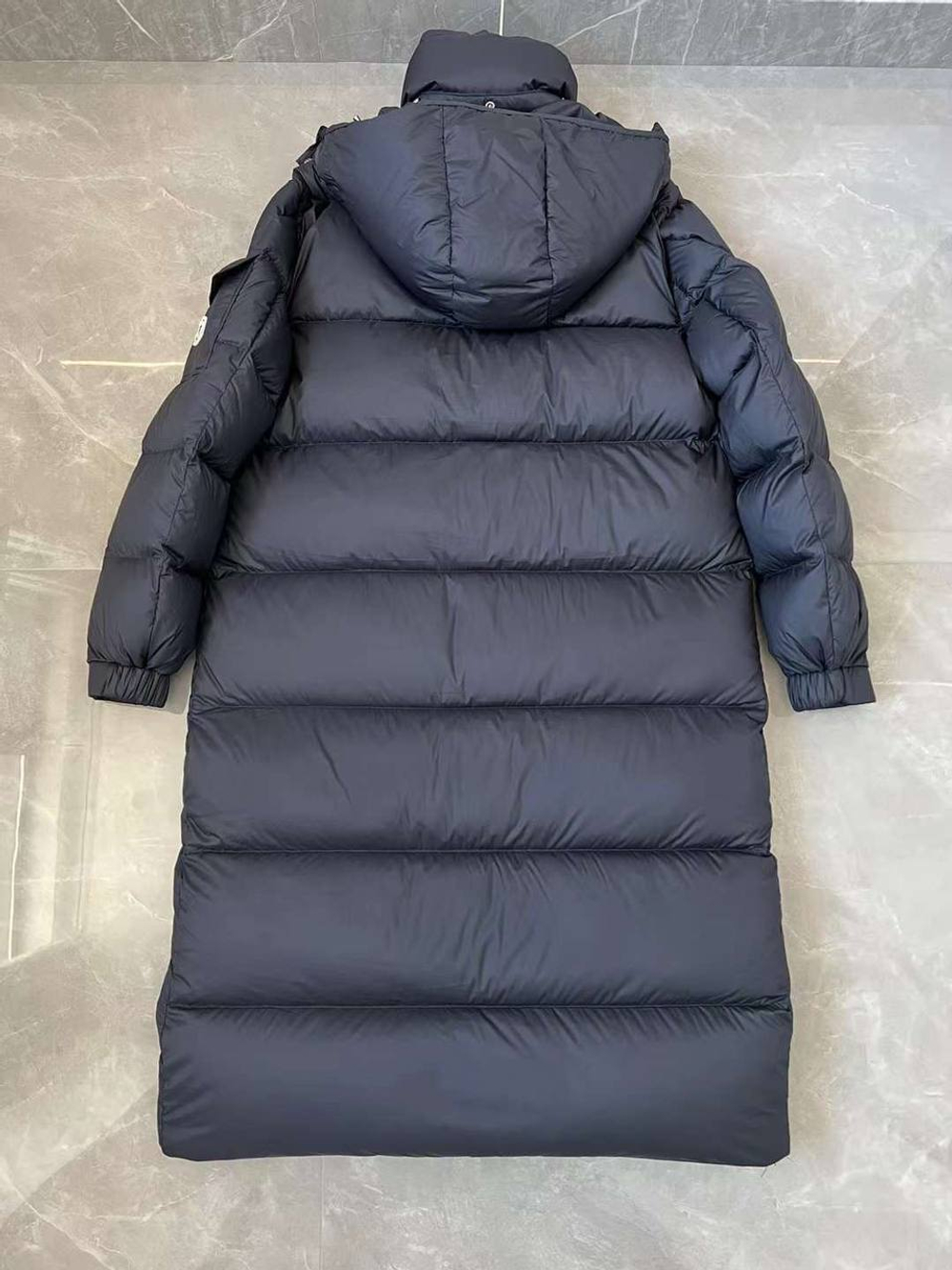 Пуховик Moncler