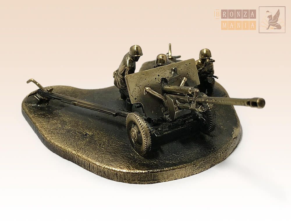 фигурка Пушка противотанковая ЗИС-3 с расчетом (1:72)