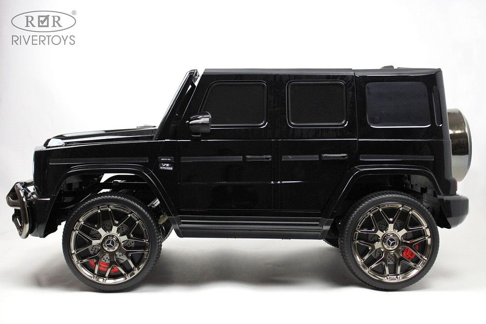 Детский электромобиль RiverToys Mercedes-AMG G63 4WD (S307) черный глянец