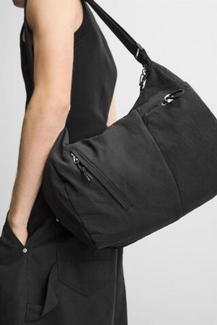 ZARA СУМКА ИЗ ВЫСОКОТЕХНОЛОГИЧНОЙ ТКАНИ С КАРМАНАМИ, ЧЕРНЫЙ