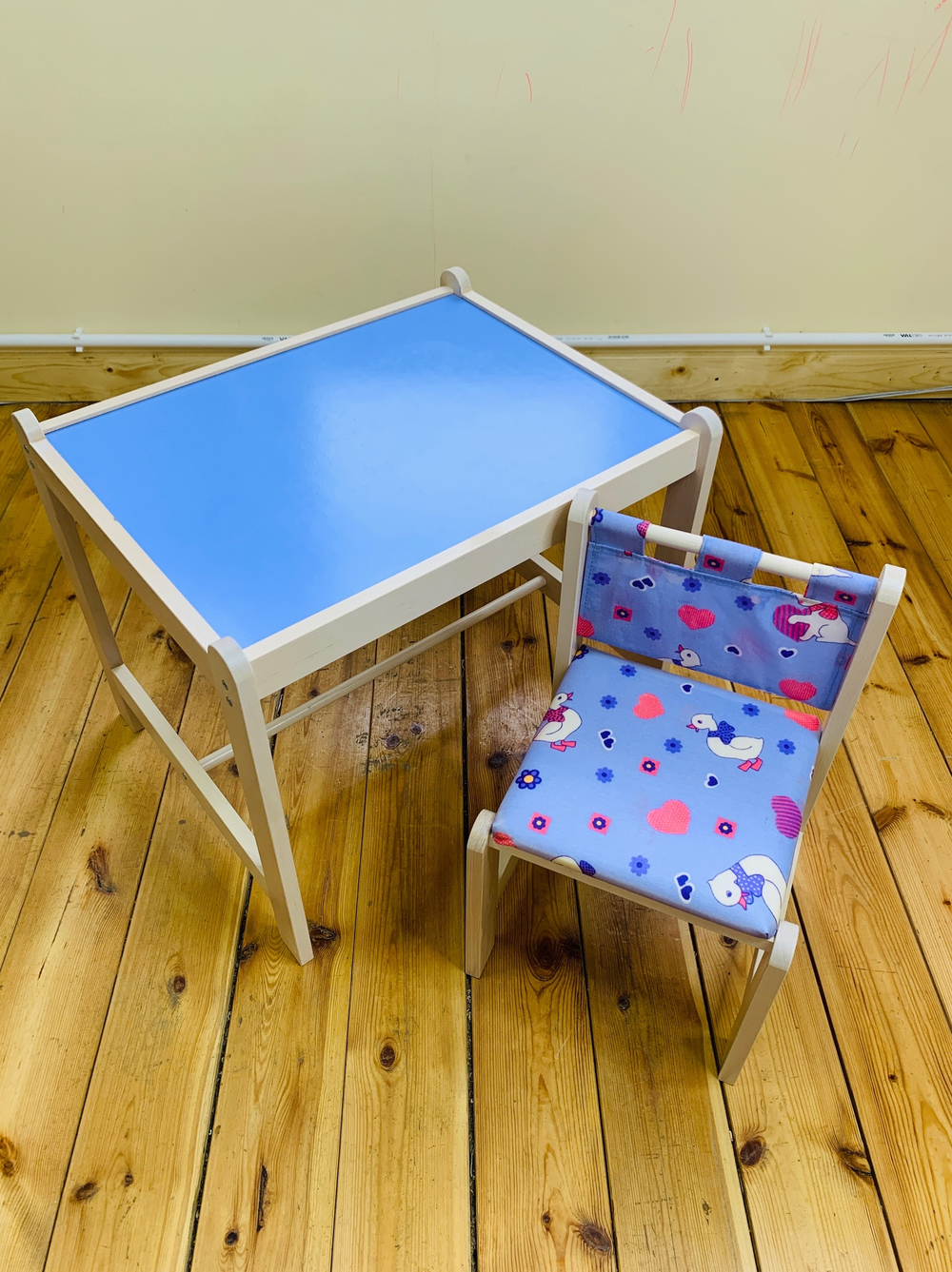 Набор игровой мебели "Малыш-2" (столешн.синяя Утки синие)