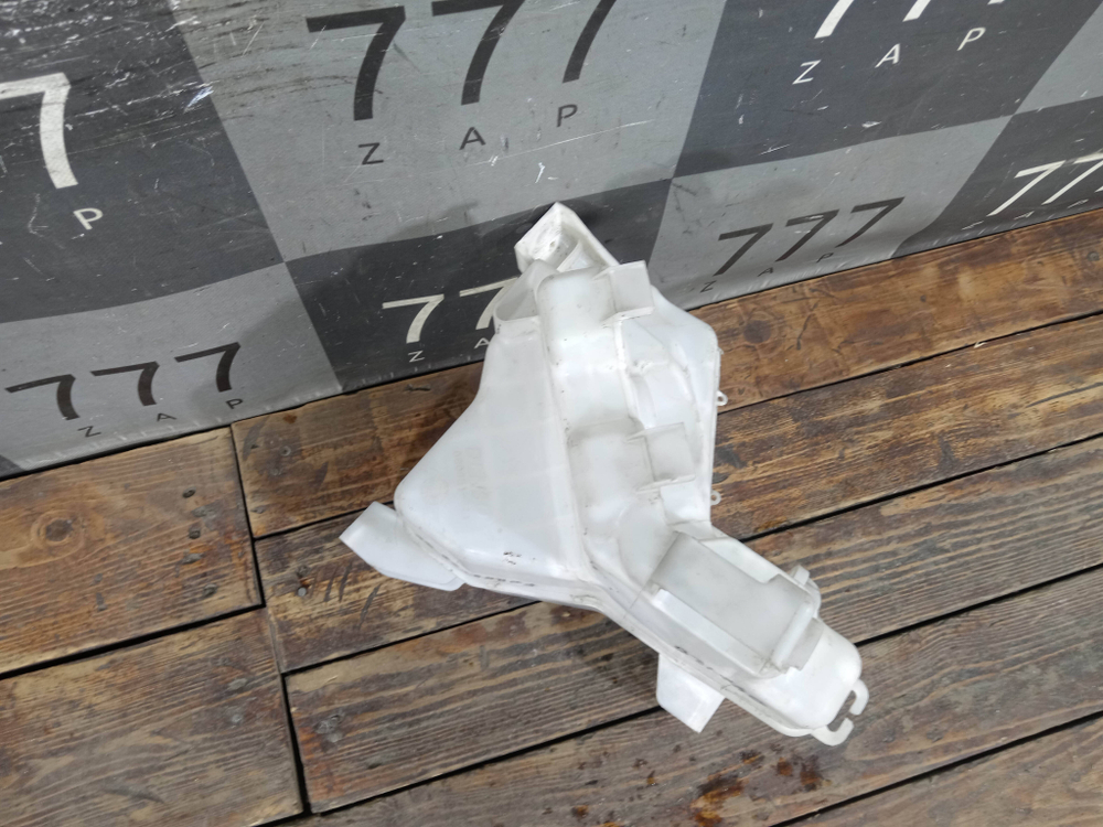 Бачок омывателя Subaru Forester 5 (SK), XV (G24) 17-нв Б/У Оригинал 86631FL050