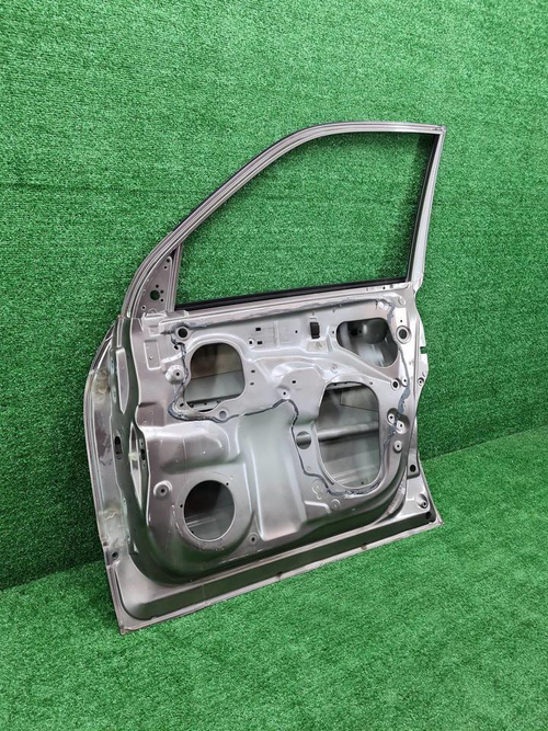 Дверь передняя правая Suzuki Grand Vitara JT 05-12