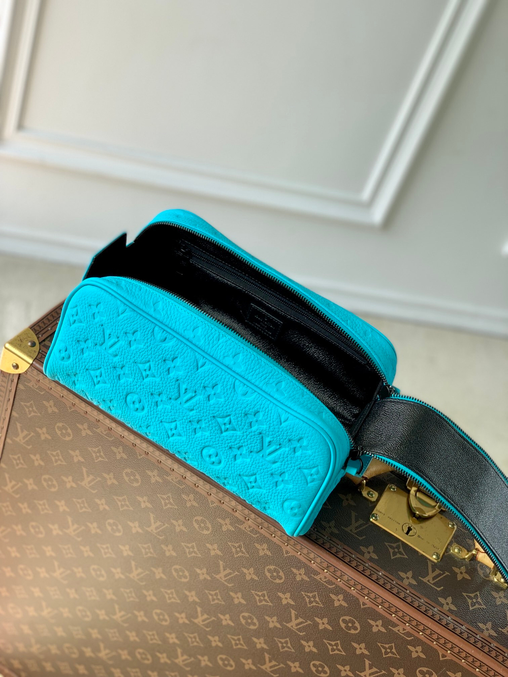 Louis Vuitton Dopp Kit Toilet Pouch