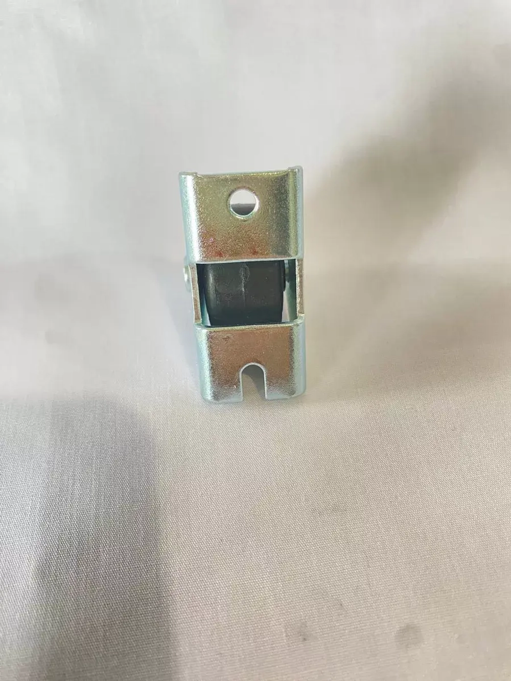 Мебельные колеса, выдвижные ролики диванов, шкафов, кроватей