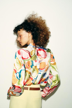 ZARA БРЮКИ С ОТВОРОТАМИ И РЕМНЕМ, СВЕТЛО-ЖЕЛТЫЙ