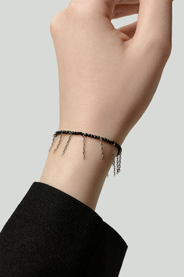 Браслет из серебра и натуральной шпинели с цепочками 1.5 см.