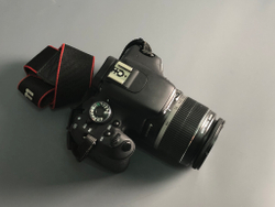 Canon 600D Kit 18-55mm IS 5.500 кадров