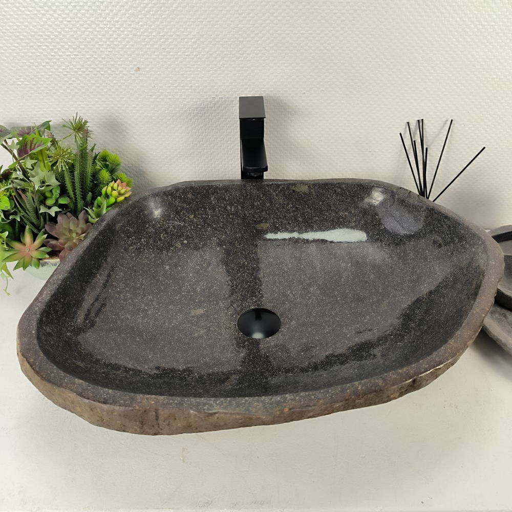 Раковина из речного камня RS-65035 62*51*16 0858