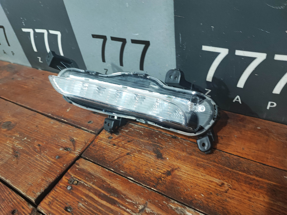 ДХО левый Kia Rio 4 (FB) 17-20 Б/У Оригинал 92207H0100