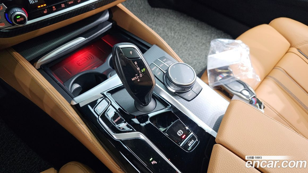 BMW 5 Series (G30) 520i M Sports (10.2022)