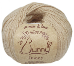 Пряжа Bunny 50г, 200м, 20%пух кролика, 5%меринос, 30%натуральная вискоза, 45%нейлон (цена за 1 шт)