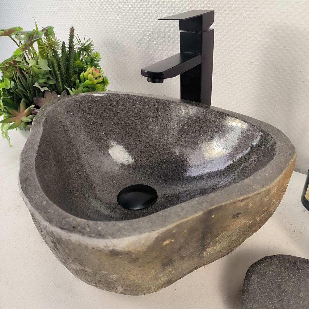 Раковина из речного камня RS-65105 43*35*15 0856