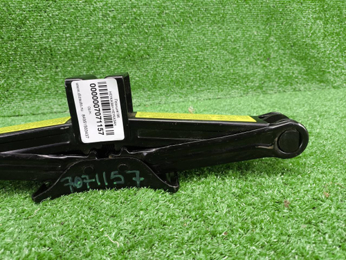 Домкрат Omoda C5 (2022-н.в.)