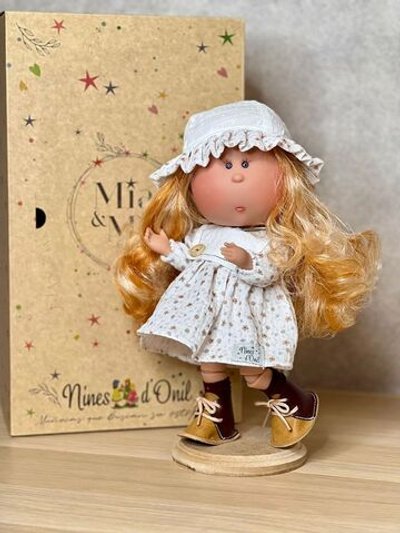 Кукла Nines виниловая 30см MIA CASE шарнирная (3502)