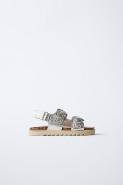 ZARA САНДАЛИИ С ПРЯЖКАМИ «СЕРДЦА», СЕРЕБРИСТЫЙ