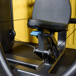 E7008 Жим от груди вертикальный. Стек 135 кг