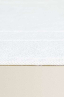 ZARA HOME ХЛОПКОВЫЙ НЕСКОЛЬЗЯЩИЙ КОВРИК ДЛЯ ВАННОЙ, БЕЛЫЙ