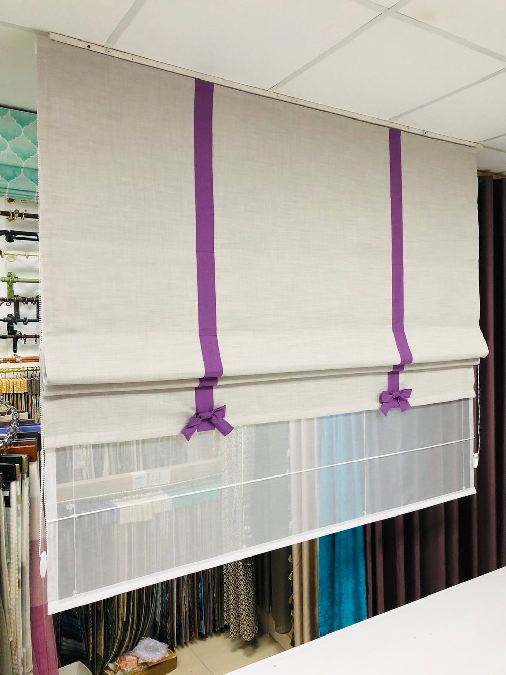 Карниз для двойных римских штор День-Ночь закрытого типа, длина 170 см