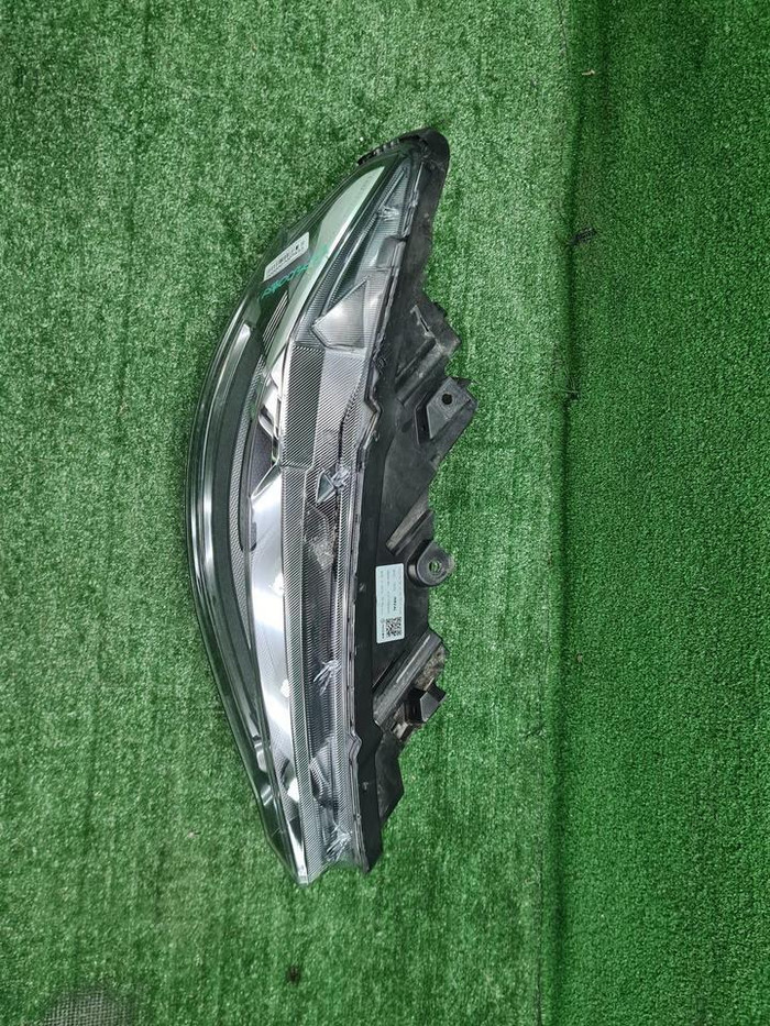 Фара правая Haval F7 (2018-2024) LED