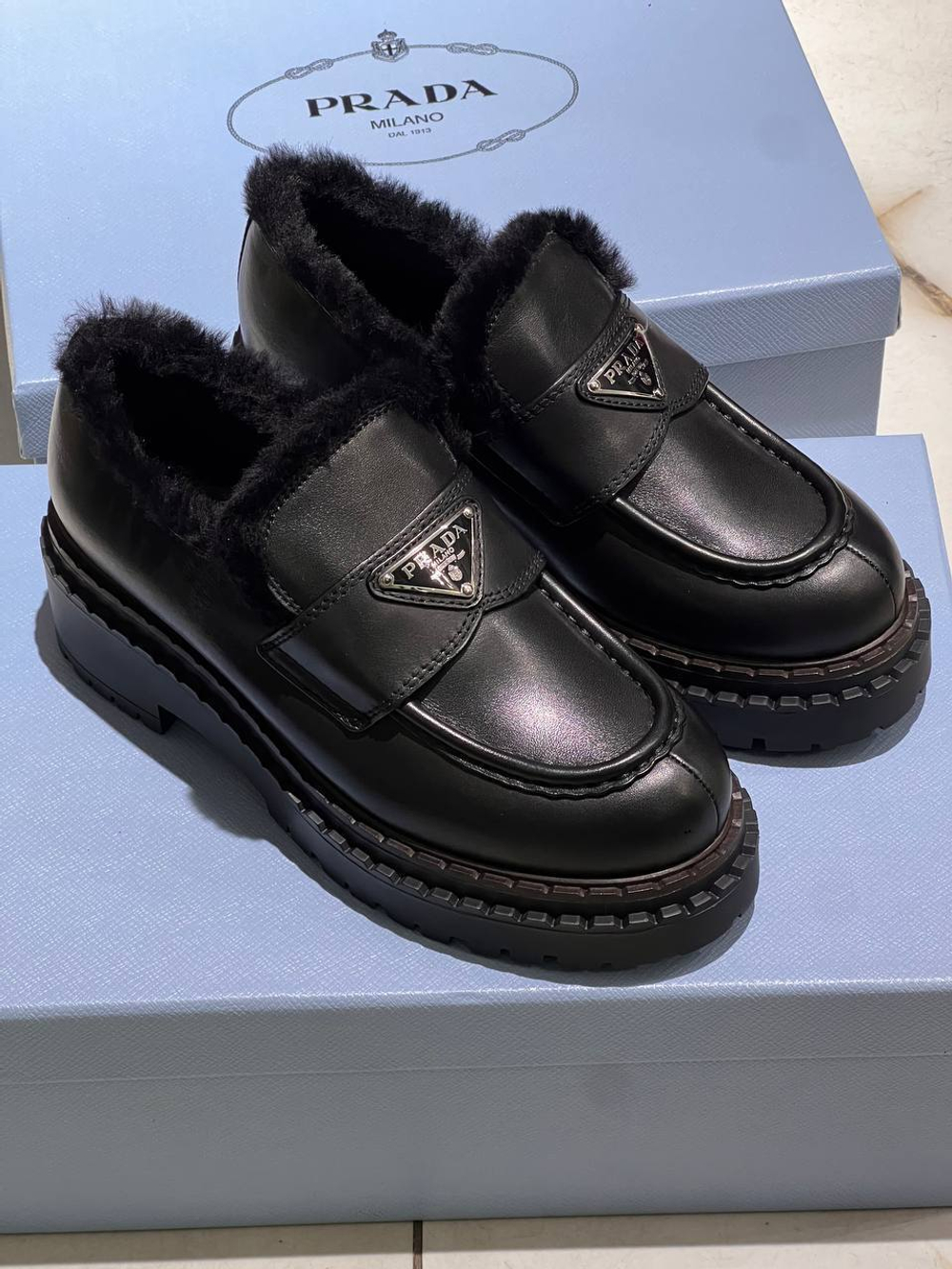 Ботинки Prada