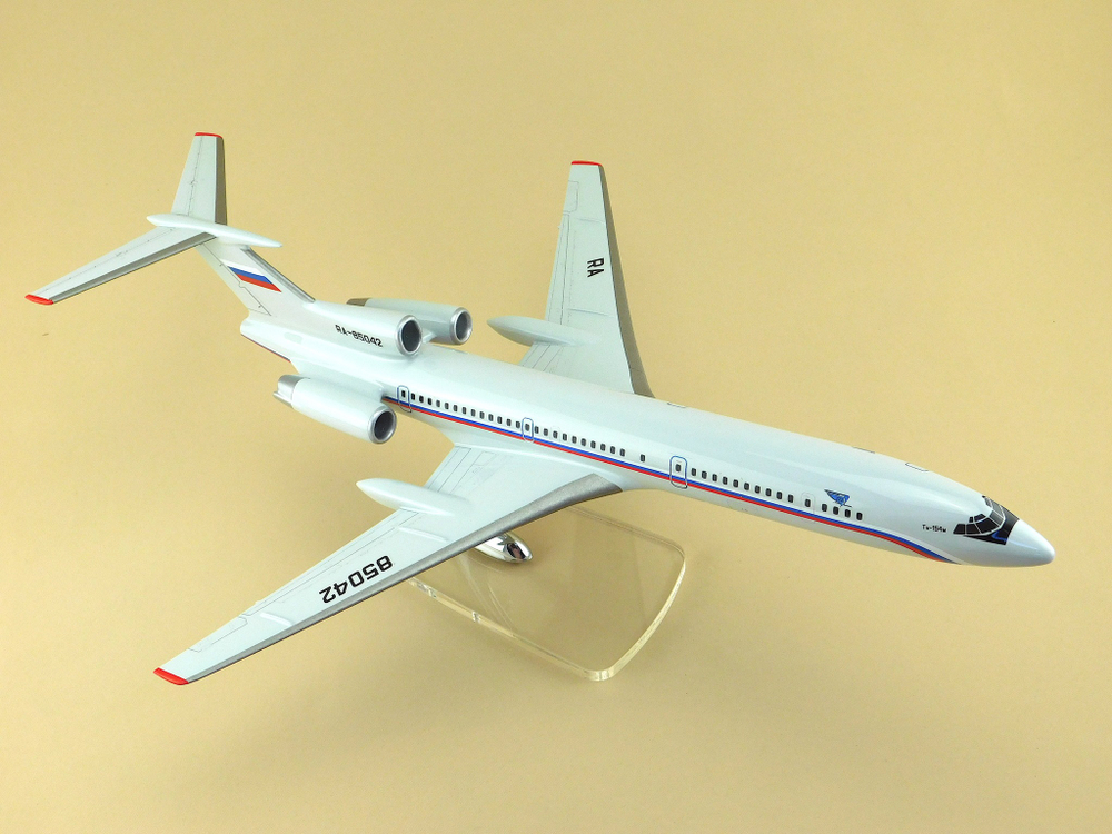 Модель самолета Ту-154М (М1:100, СЛО Россия)