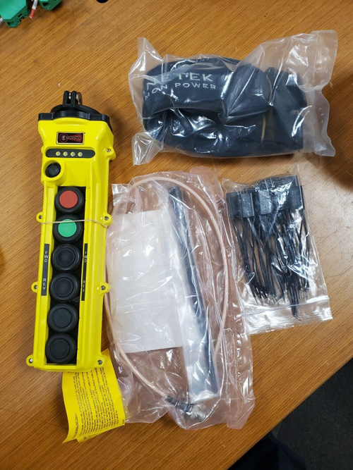 300REMOTE CRANE CONTROL TRANSMITTER