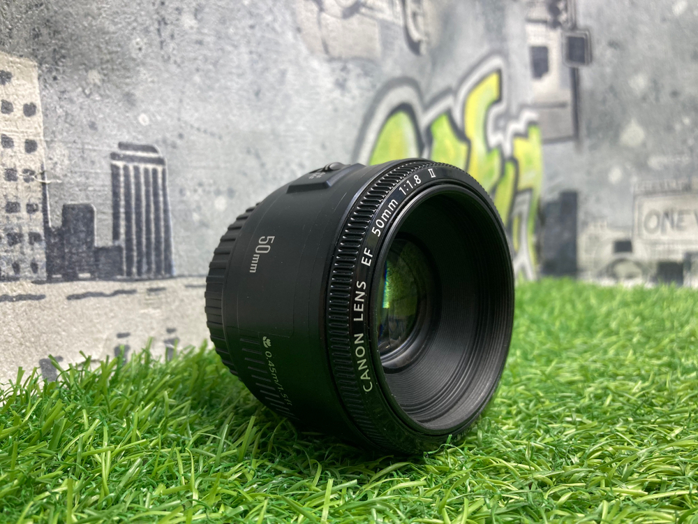 Canon 50mm 1.8 II