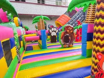 Коммерческий надувной батут «В гостях у зебры», 8*8*6 м