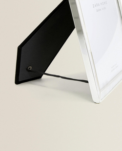 Zara Home Фоторамка из стекла, цвет белый, 19 см · 4375/045