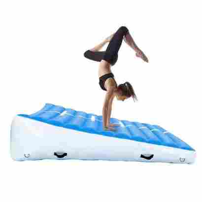 Надувной гимнастический мат-коврик «Старт» для занятий 2×2×0,4 м, синий