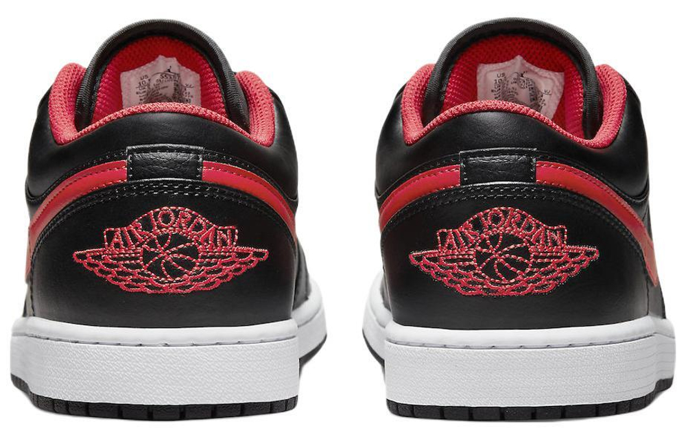 Кроссовки Jordan Air Jordan 1 Low "White Toe"
