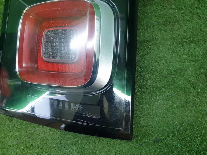 Фонарь правый Range Rover Vogue 4 L405 (2017-2022)