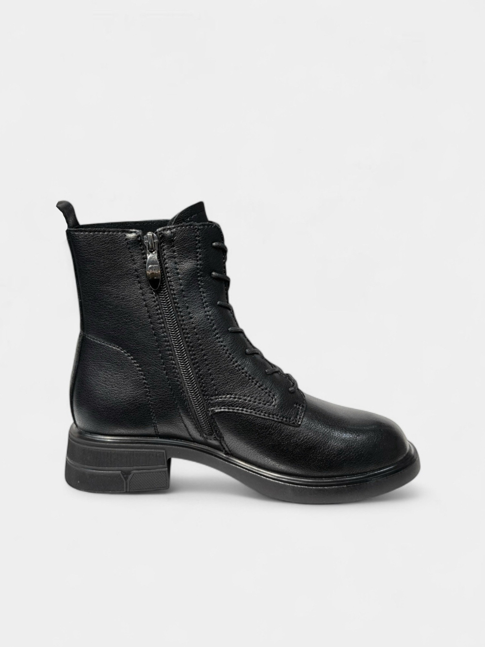 Ботинки из натуральной кожи