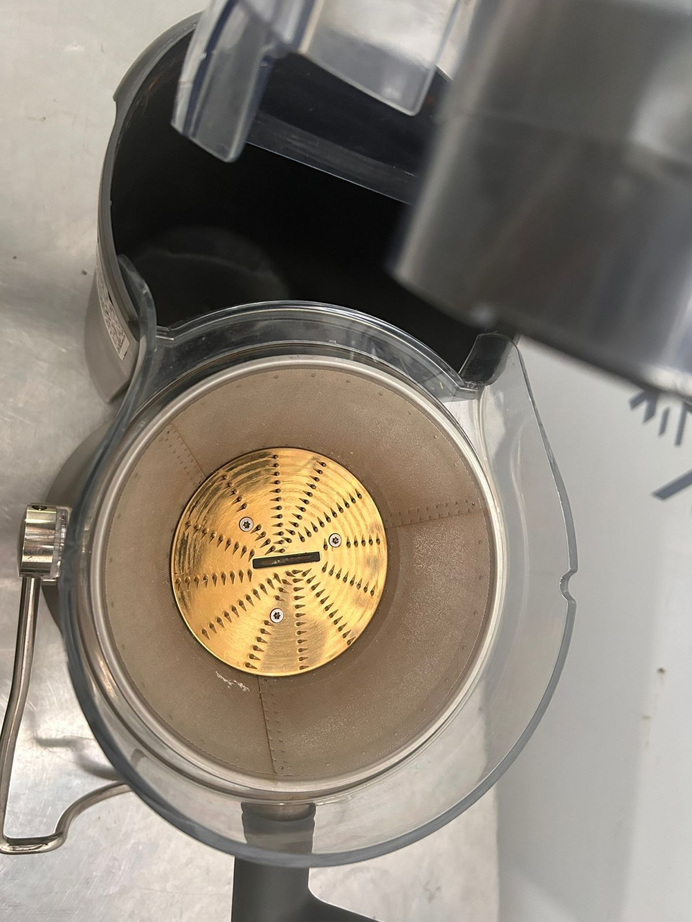 Соковыжималка BORK S701