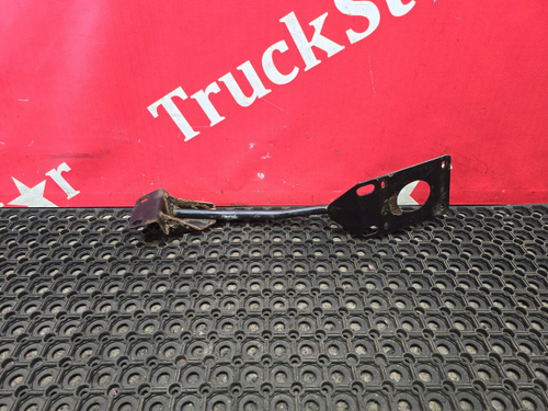 Кронштейн крыла переднего левого