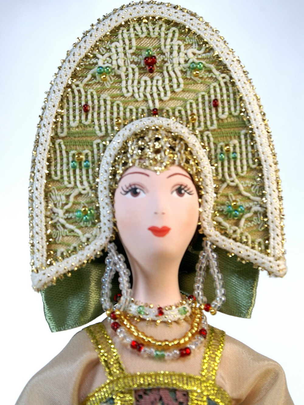 Кукла коллекционная в русском костюме в кокошнике