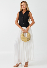 Жилетка с золотыми пуговицами