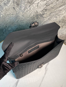 Клатч Bottega Veneta