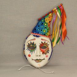 Интерьерная маска Колпак с флагом