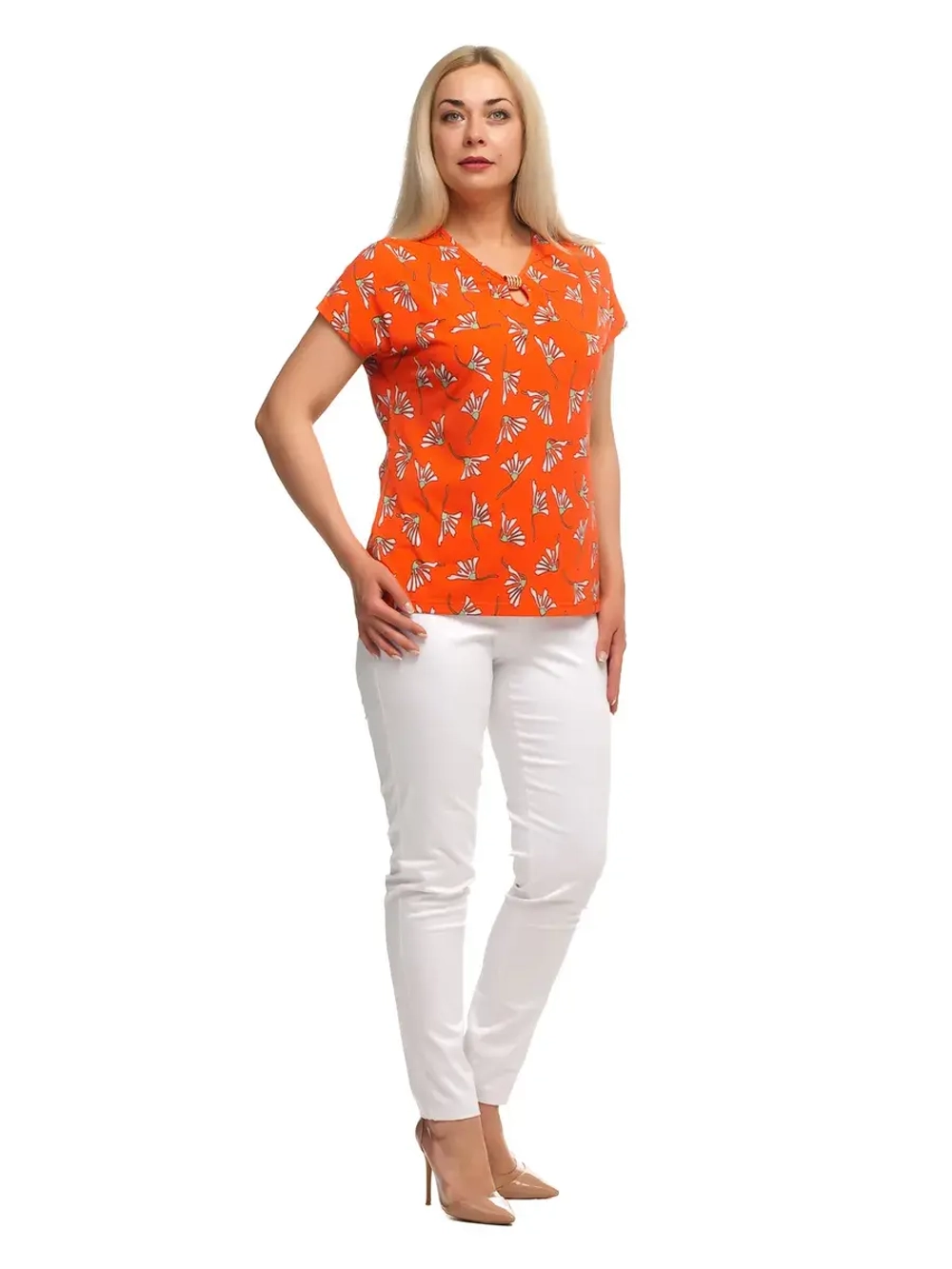 Блузка футболка с украшением