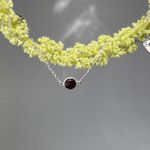 Колье Битое с вишневым янтарем