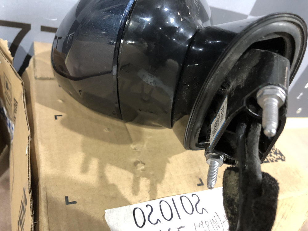 Зеркало левое Kia K5 камера контроль мертвых зон