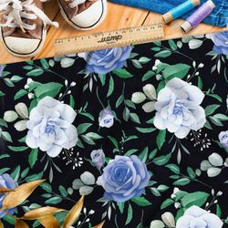 Ткань шелк Армани крупные голубые розы на чёрном фоне